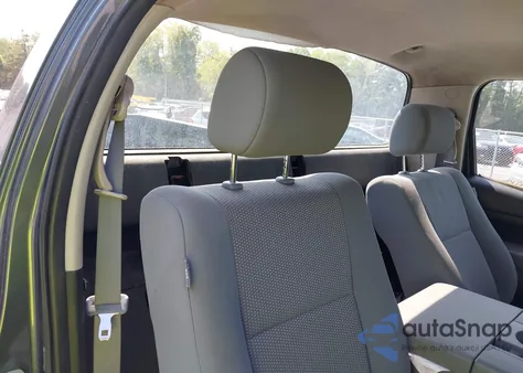 2007 Toyota Tundra Base 4.7L V8 из США, поврежденный, VIN 5TFMT52117X005754